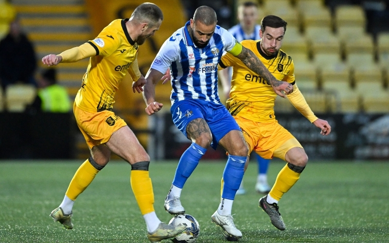 Dự đoán tỷ số và kèo cược