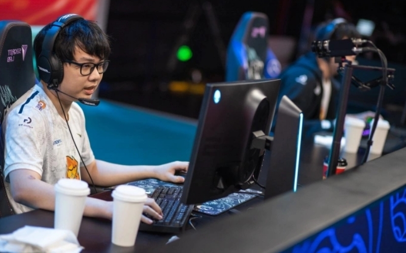 Đã đến lúc coi game thủ là vận động viên chuyên nghiệp thực thụ?