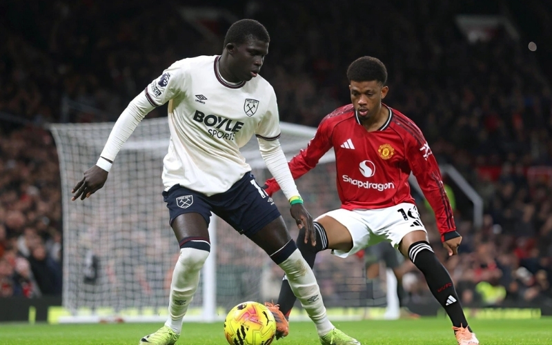 Man United vượt qua West Ham tại Old Trafford tối thứ bảy