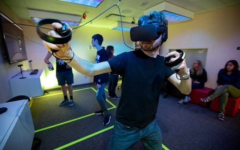 Lợi ích của VR Esports đối với sức khỏe và tư duy