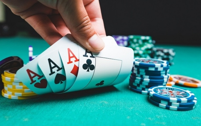 Tìm hiểu về các quy luật ngầm trong giới chơi bài chuyên nghiệp