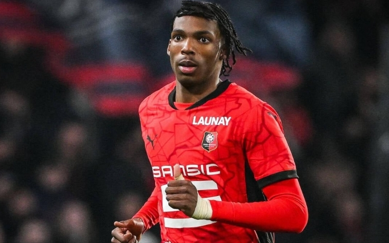 Tin nhanh bóng đá tối Liverpool kích hoạt điều khoản mua siêu sao