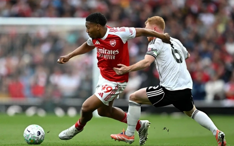 Cục diện bảng xếp hạng Premier League sau vòng đấu