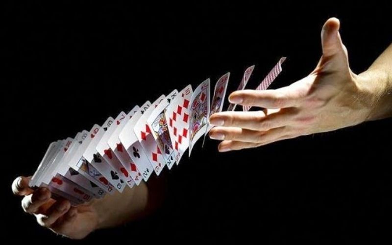 Trải nghiệm nghệ thuật đấu trí và chiến thuật trong các trò chơi bài đỉnh cao