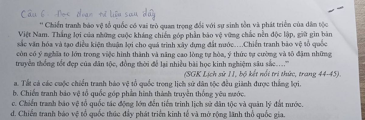 Đoạn trích SGK Lịch sử 11 về vai trò của chiến tranh bảo vệ tổ quốc với các phương án a, b, c, d